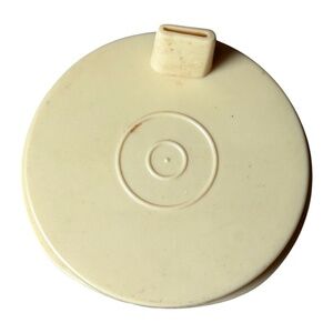 Tupperware Vintage Ivory Supper Seal Sippy Top Magnet